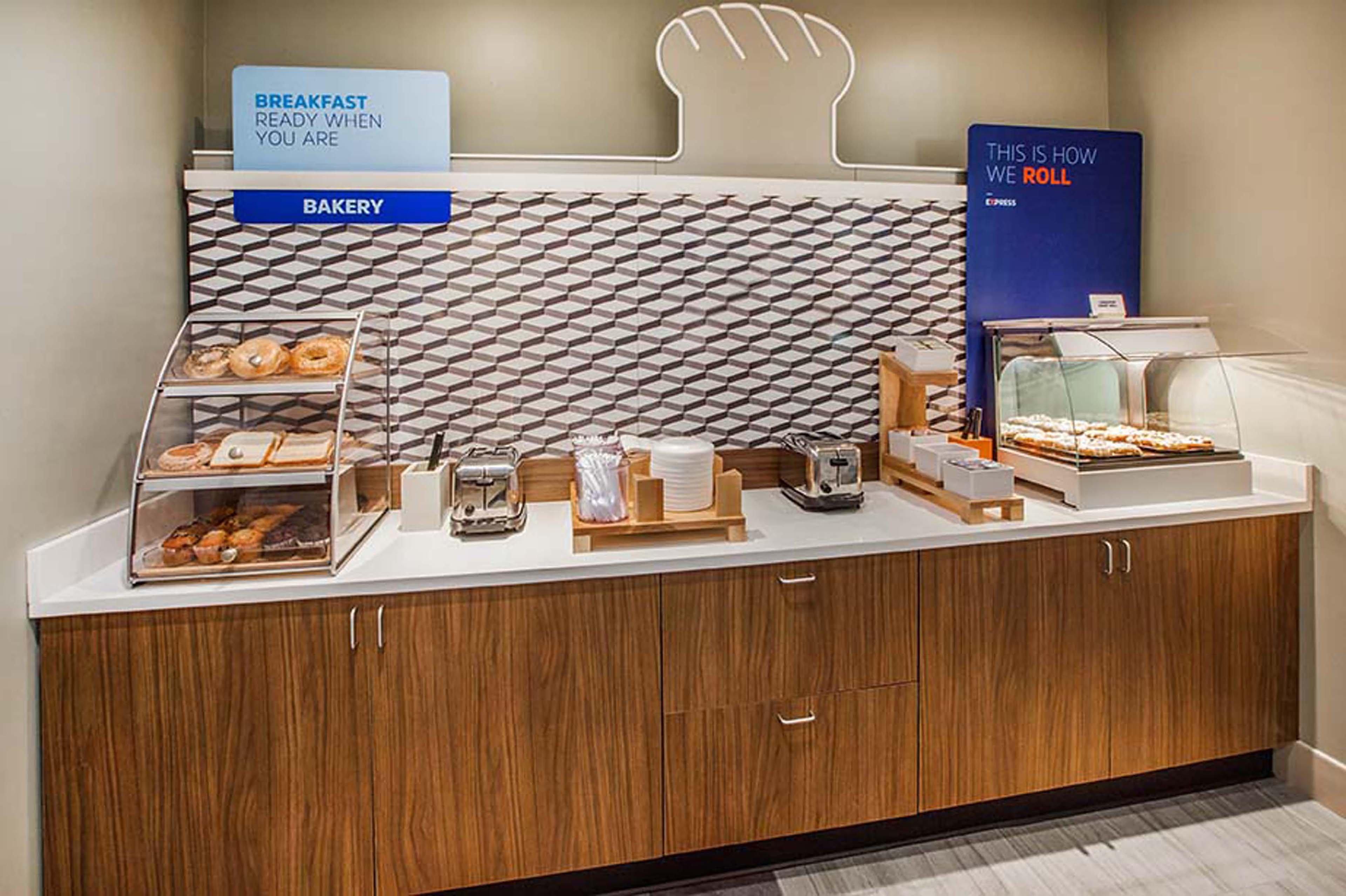 Holiday Inn Express Mount Pleasant- Scottdale By Ihg Екстер'єр фото